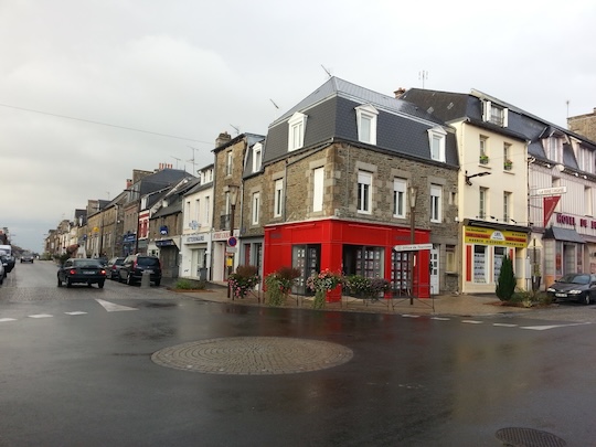 Corner of rue Saint-Michel and Voie de la Liberté in Pontorson